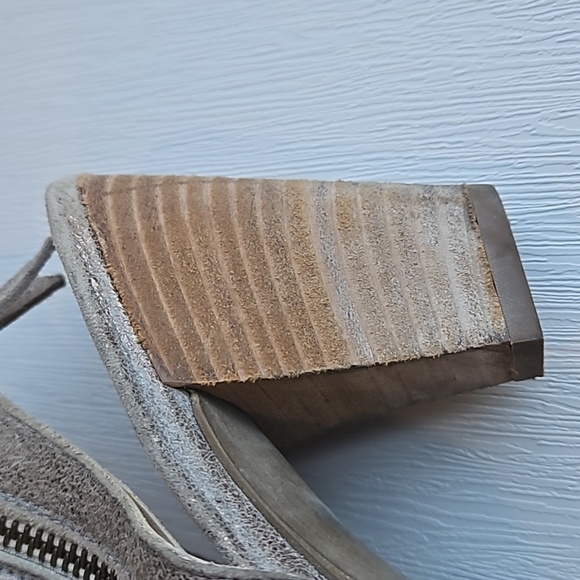 Paul Green Gold Metallic Leather Cayanne Peep Toe Booties 5 UK / 7.5 US - Picture 5 of 10